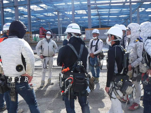 【鍛冶・鳶工 軽作業スタッフ求人募集】-大阪府堺市美原区-　大手との直接取引増加!成長中の会社です